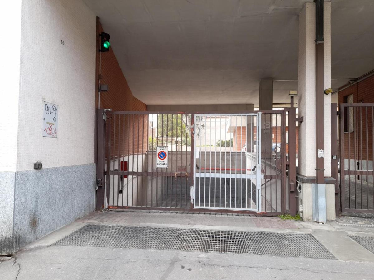 Appartamento Centrale Con Garage Asti Zewnętrze zdjęcie