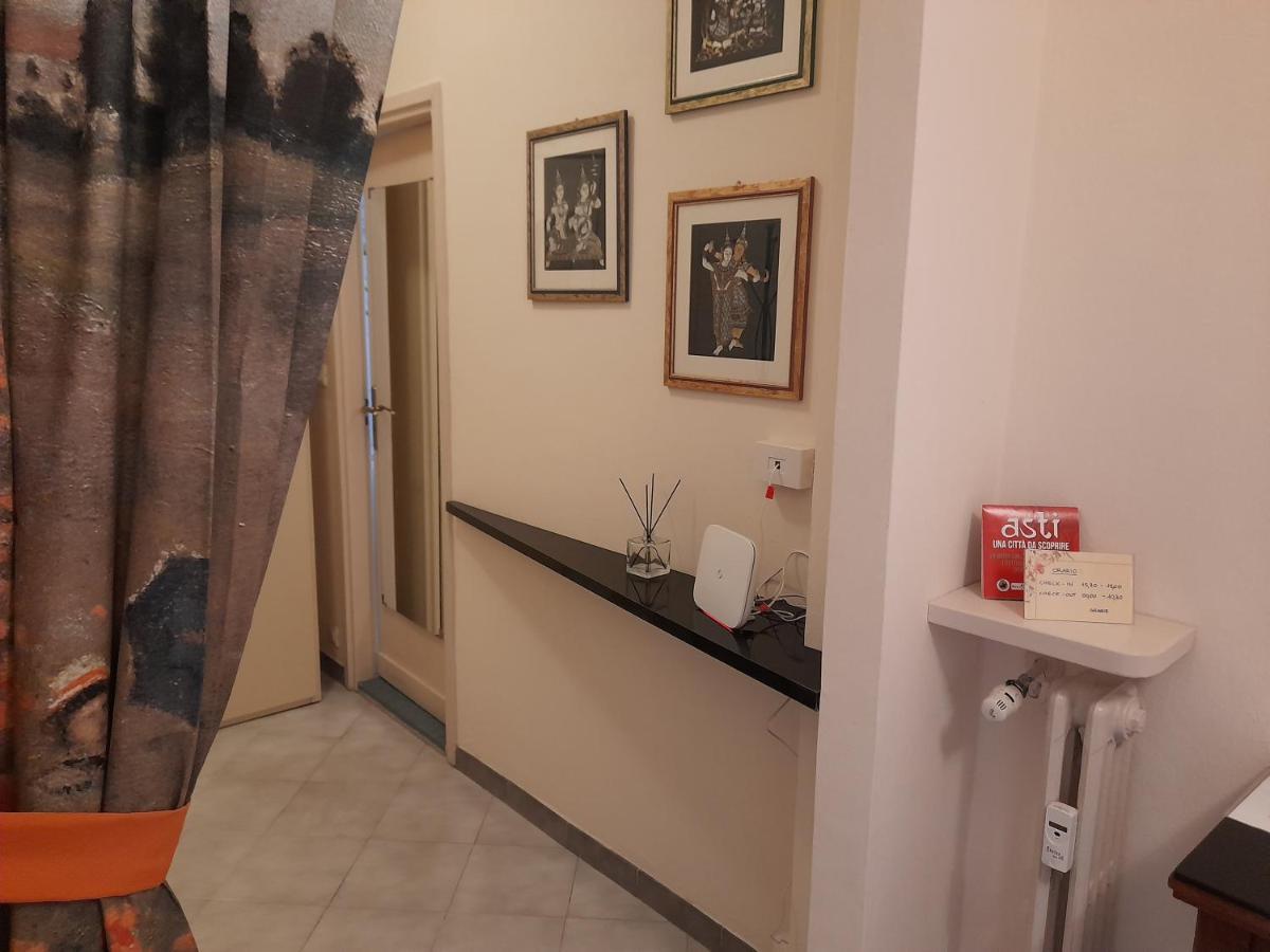 Appartamento Centrale Con Garage Asti Zewnętrze zdjęcie